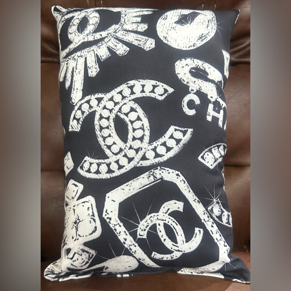 Boujie Bag Pillows -Medium (Choose Your Print)Please read description. - Picture 5 of 17